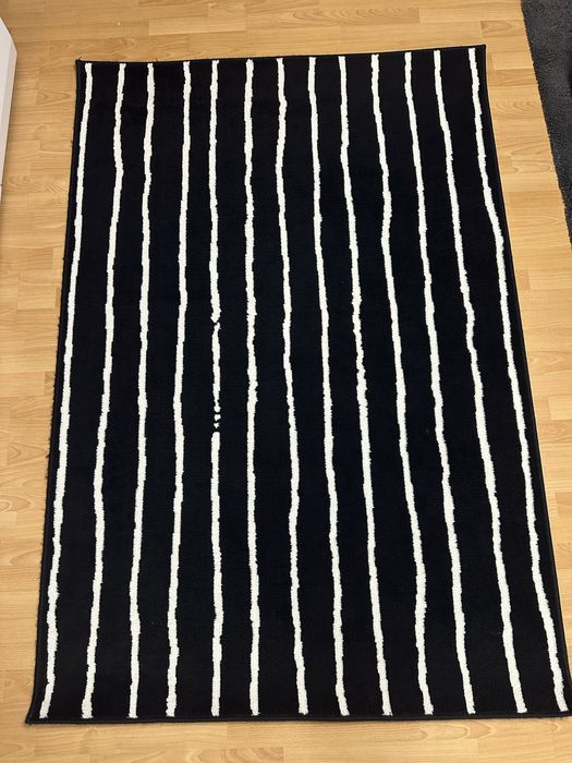 Covor negru 133x195
