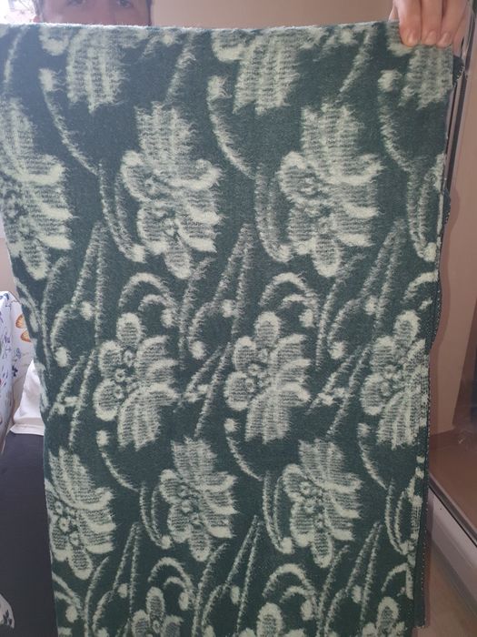 Зимни одеала зелено и бяло