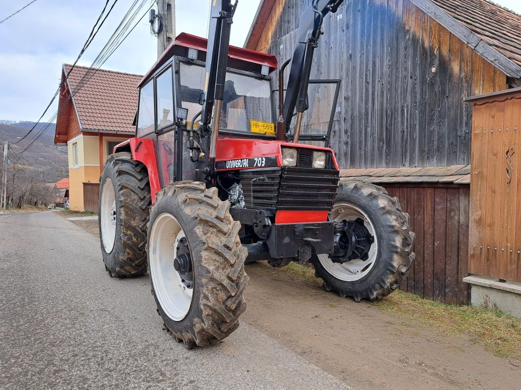 Tractor Utb 703 4x4  fabricat la Brasov