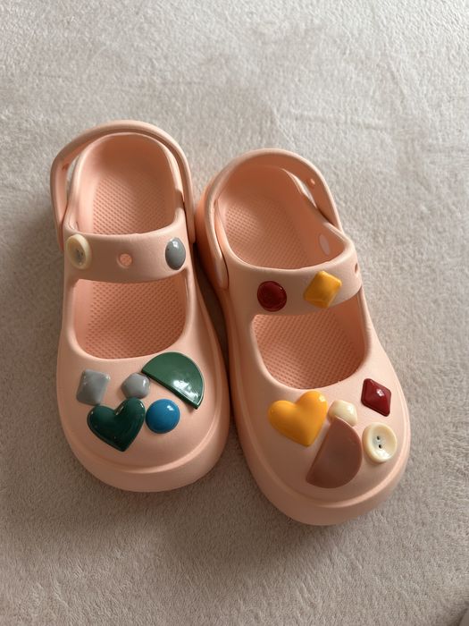 Чънки сандали тип крокс с джибити, различни размери