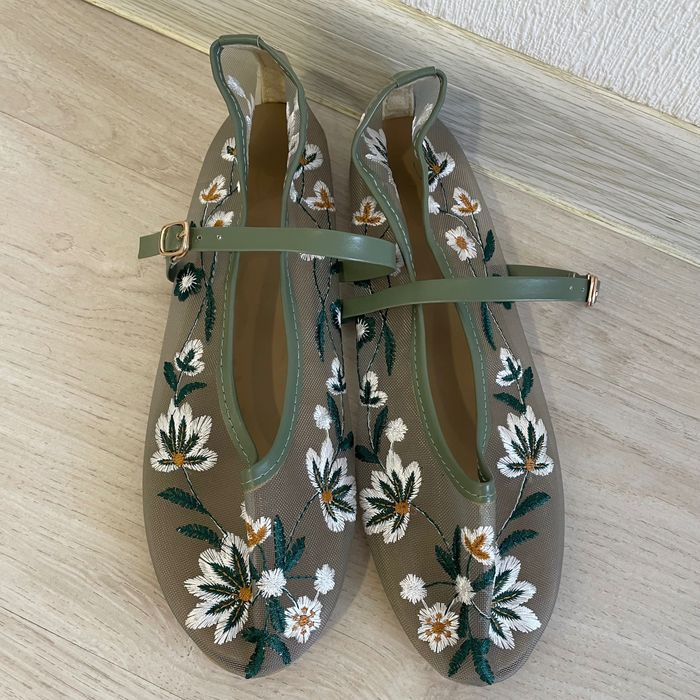 Балетки женские тонкие