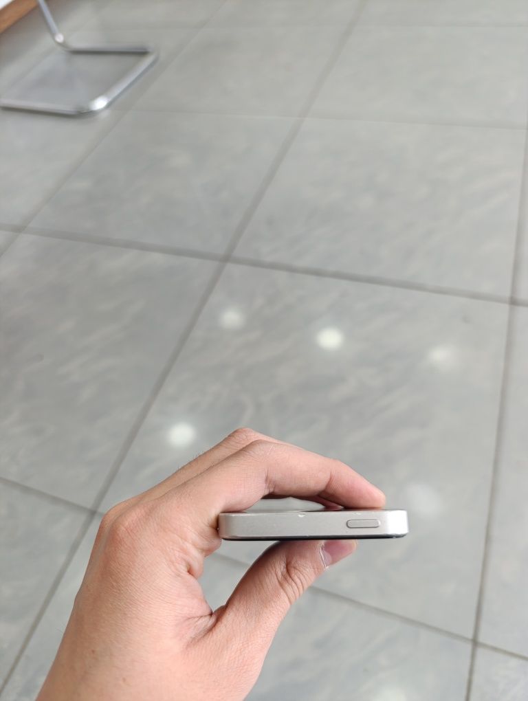 Iphone 5 SE 128 GB