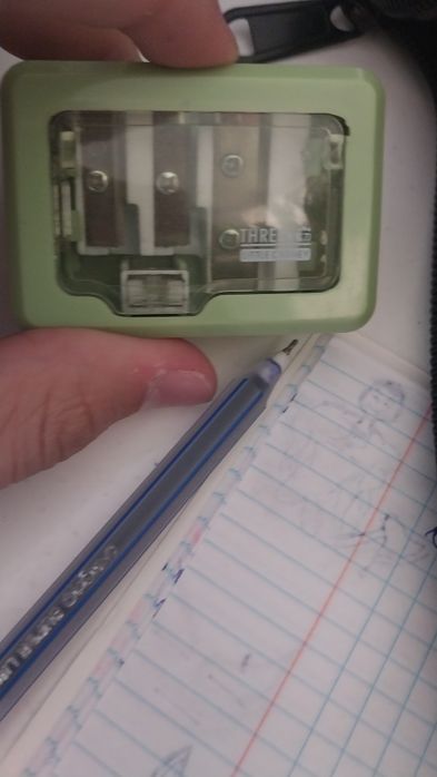 ЭлектоТочилка мощная немецкая выдерживае скорость наточки 5km/h