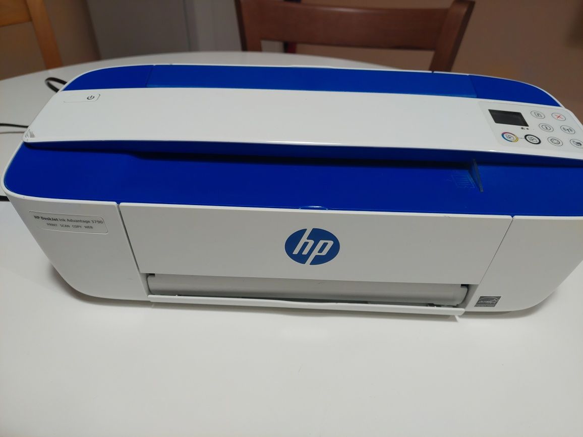 HP DeskJet Мултифункционално устройство