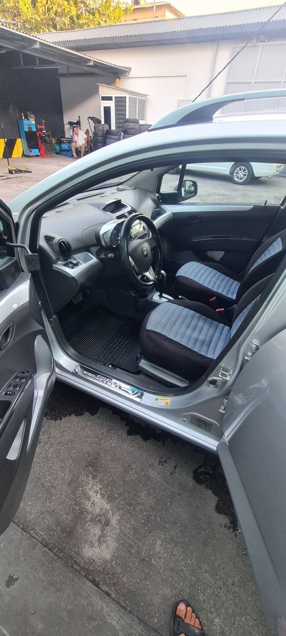 Spark sotiladi yili 2020 prabegi 89.000 km pozitsia 4 avtomat karopka