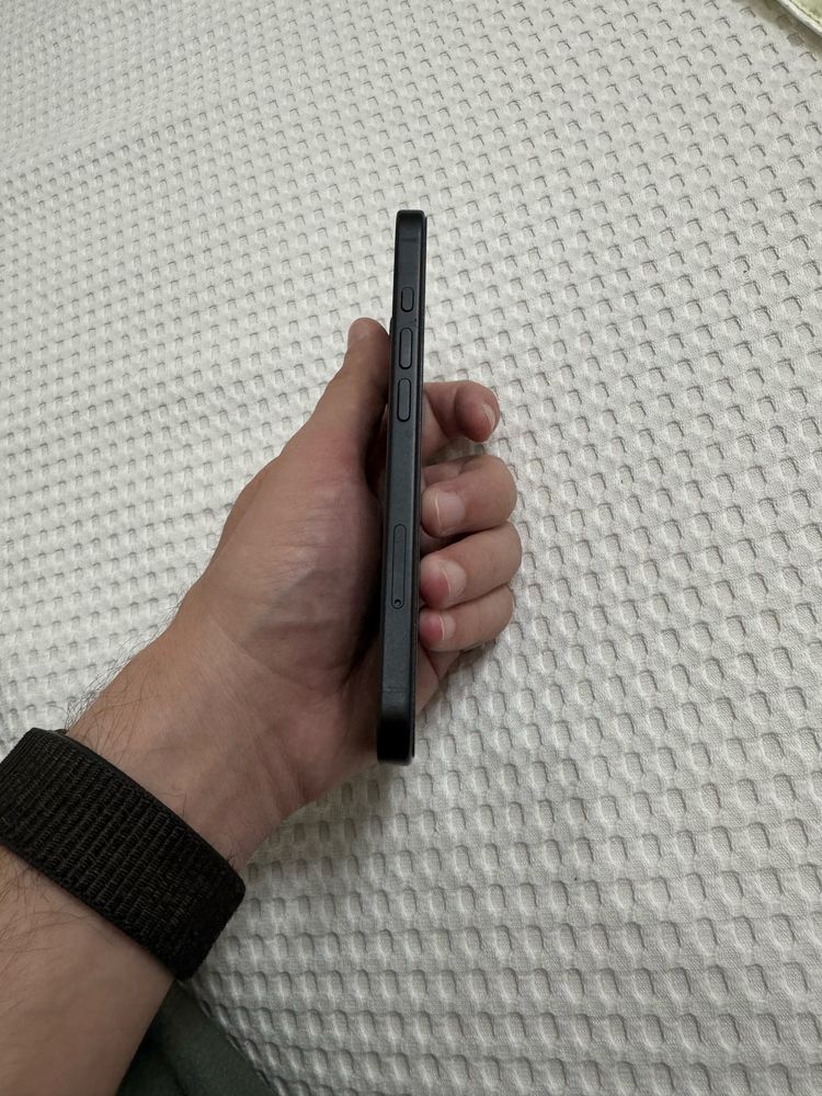 Iphone 16 128gb 100% в идеальном состоянии.