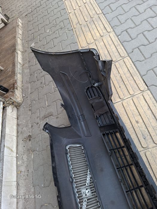 Оригинална предна броня Volvo V50