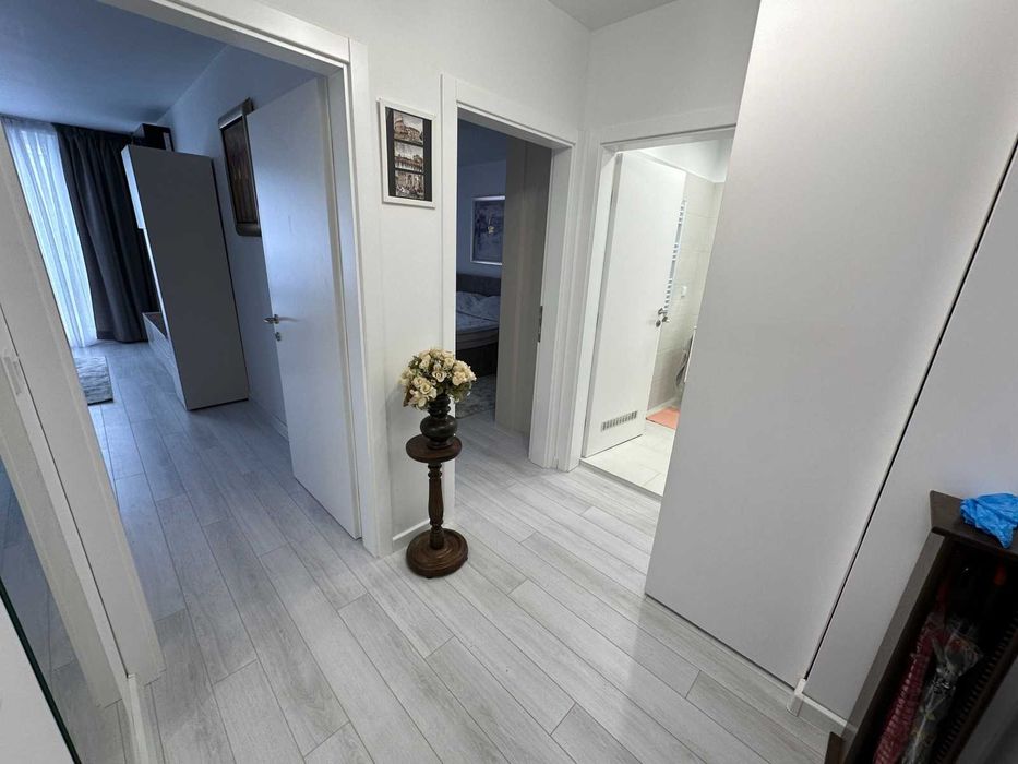 Продава се Двустаен апартамент в София, Горна баня - 68 кв.м за 1765 €/кв.м - Снимка #2