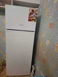 Crown GN 263E Refrigerator & Freezer – Like New, 2-Year Warranty