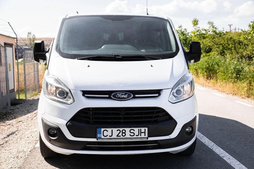 Ford Transit Custom 6 locuri mixt stare impecabila inmatriculata