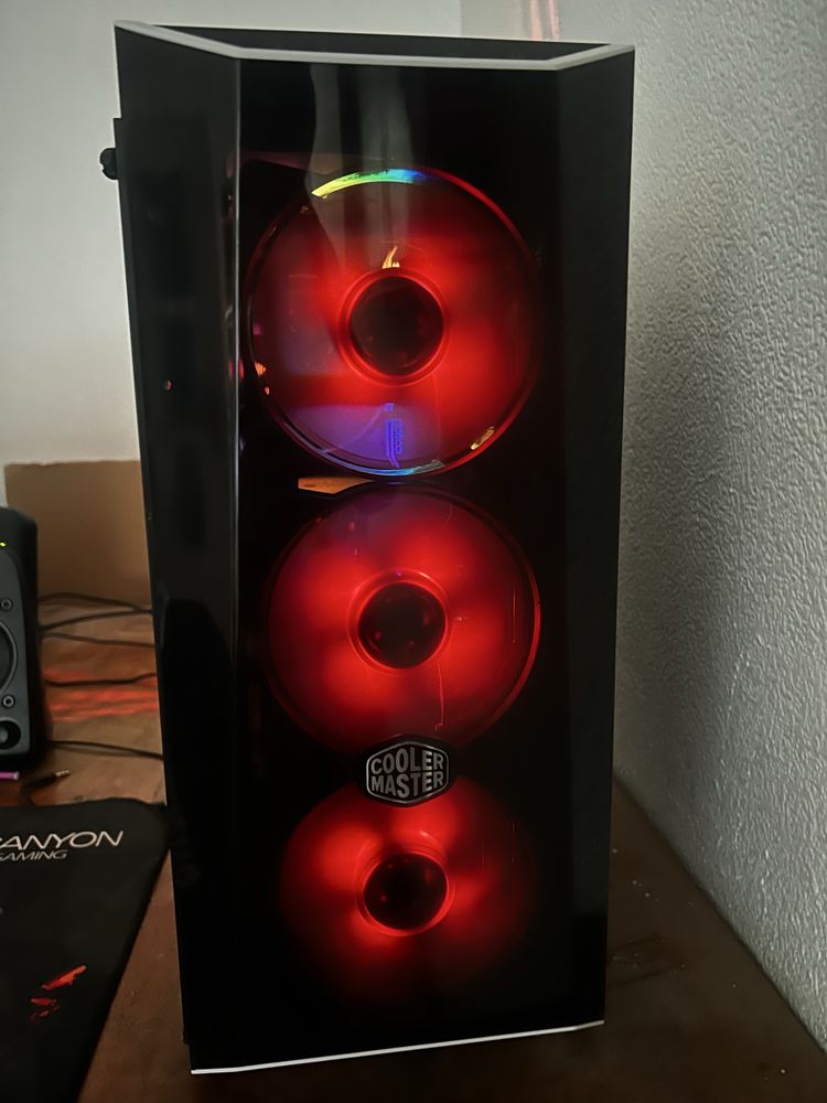 Геймърски компютър с RTX 3060 + монитор и озвучаване Logitech