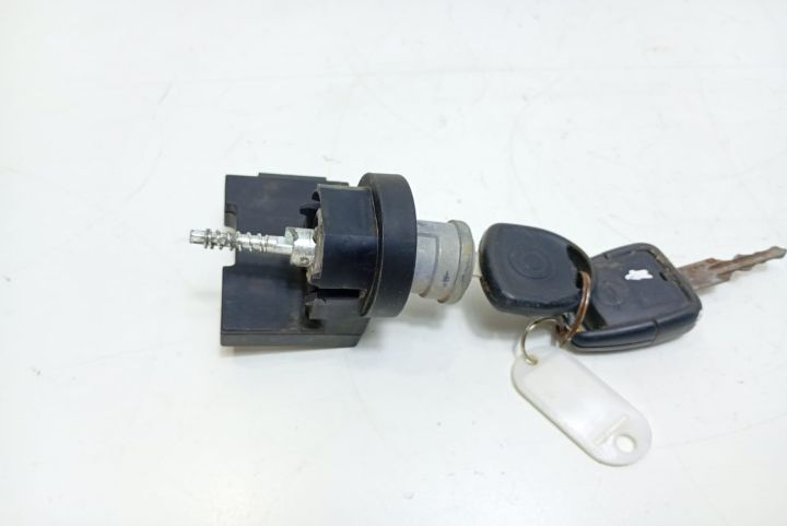 Contact cu cheie Opel Zafira A seria