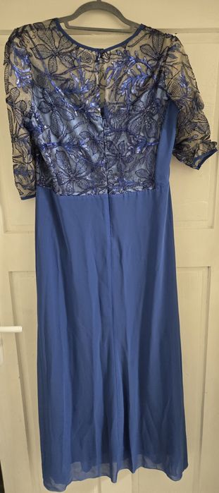 Уникална официална рокля