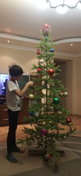 Ёлка искусственная