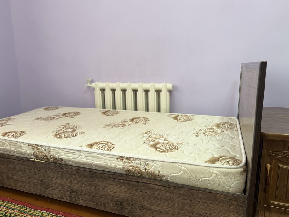Односпальная кровать холати зур
