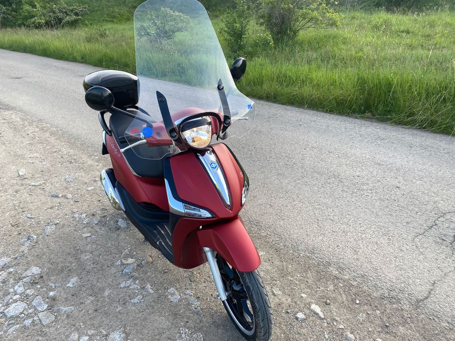 Vând piaggio liberty s 2018
