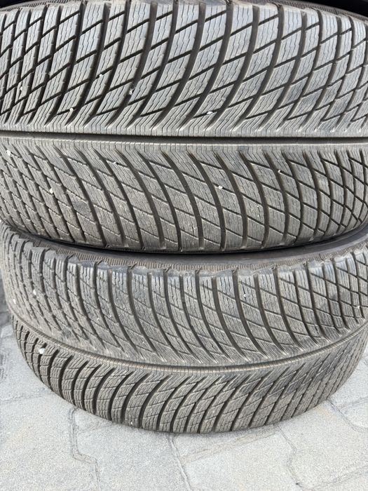 4бр Почти Нови Зимни Гуми Michelin 285/45/21