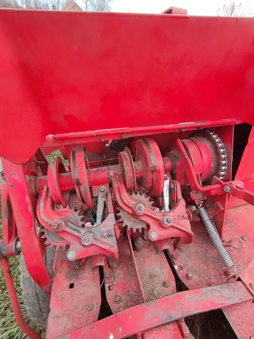 De vânzare presă de balotat Massey Ferguson 20-8