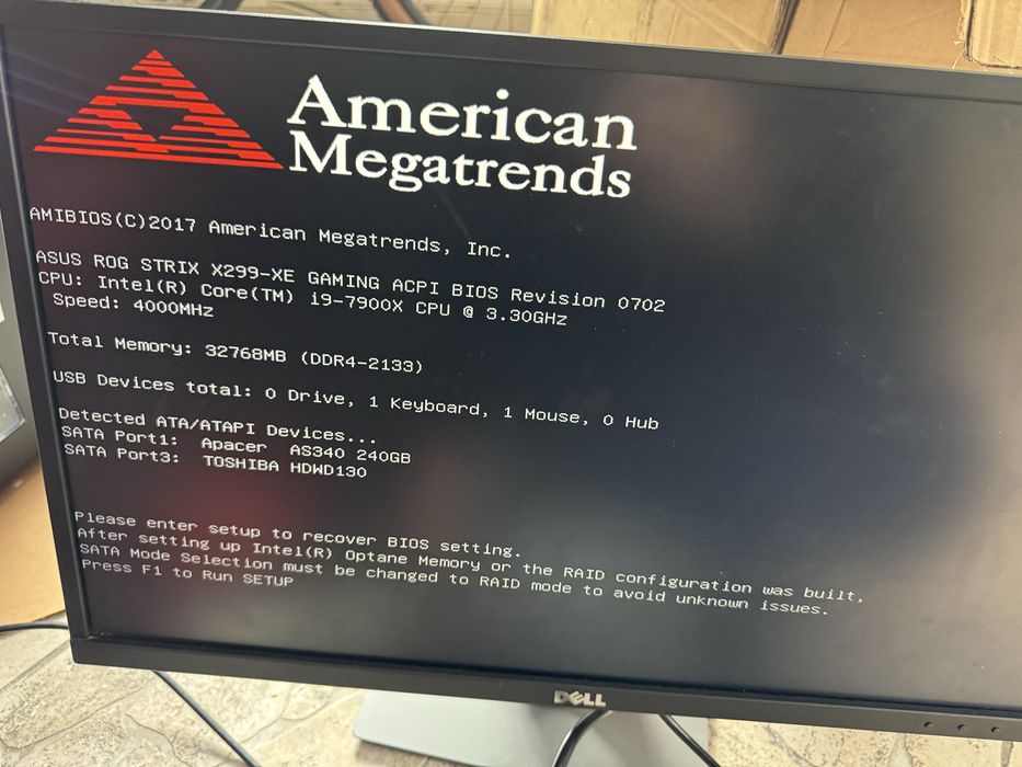 НОВ Уникален геймърски компютър i9 10х4гхц/32рам/2х11гб видео/256+3тб