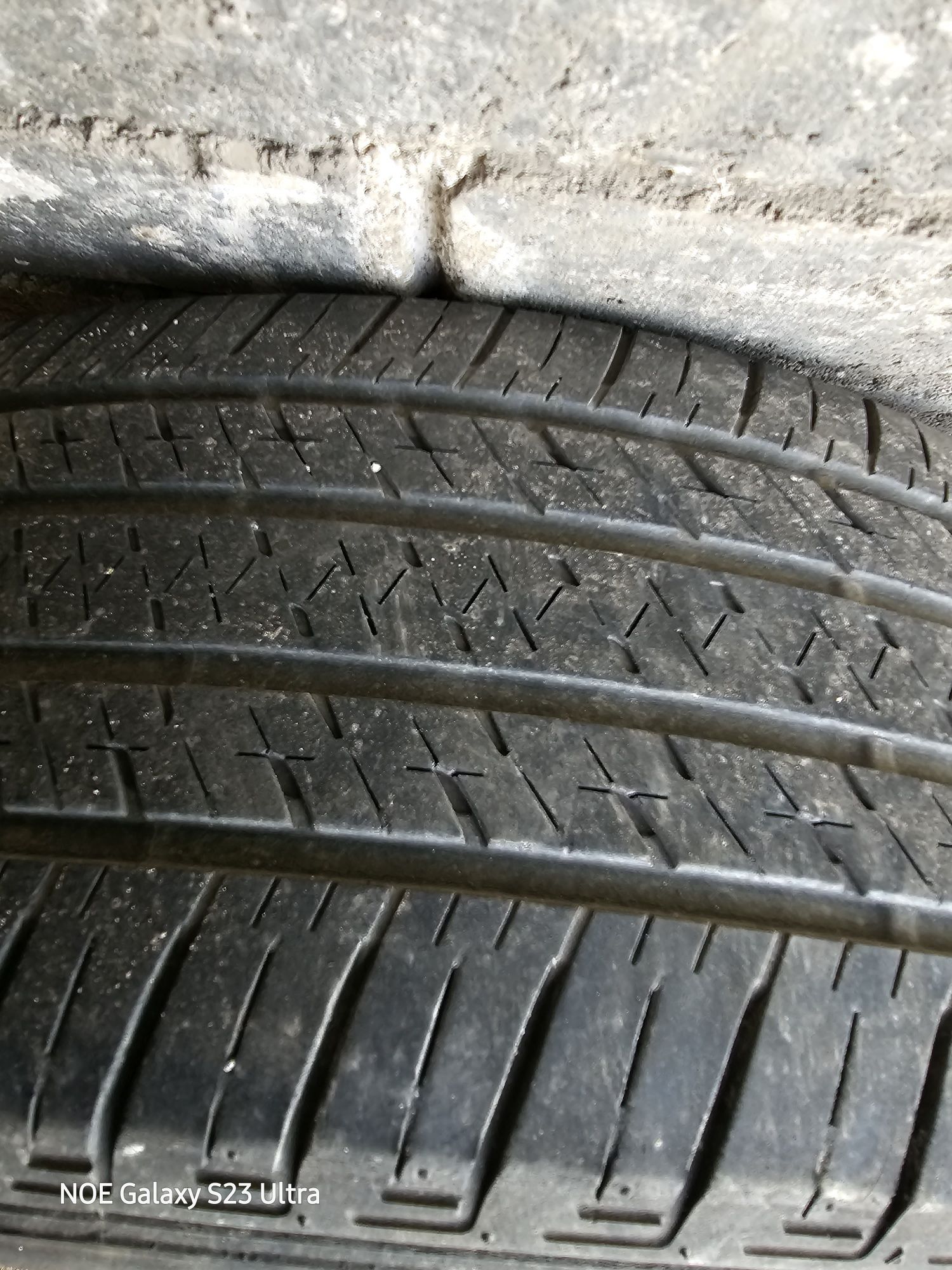 Промоция Продавам летни гуми 235/60r18 103h bridgestone