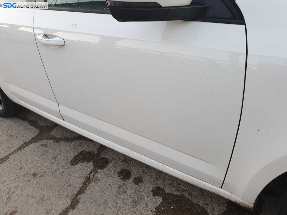 Usa Usi Portiera Portiere Dreapta Fata Skoda Octavia 3 2013 - 2017 Culoare LF9E [C4334]