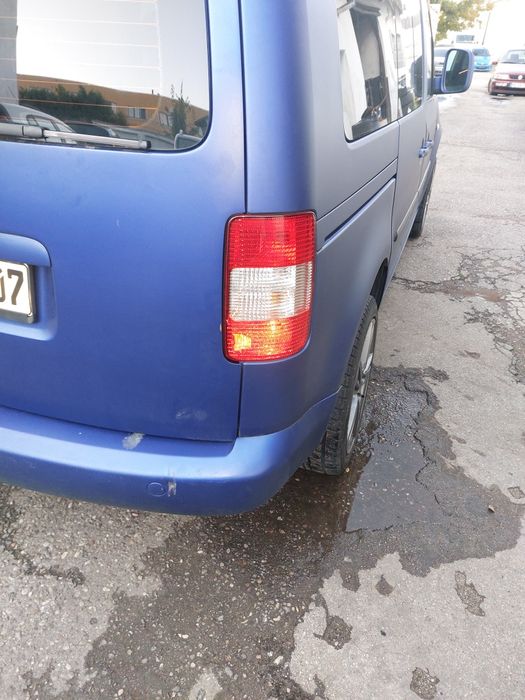 Vând volkswagen caddy