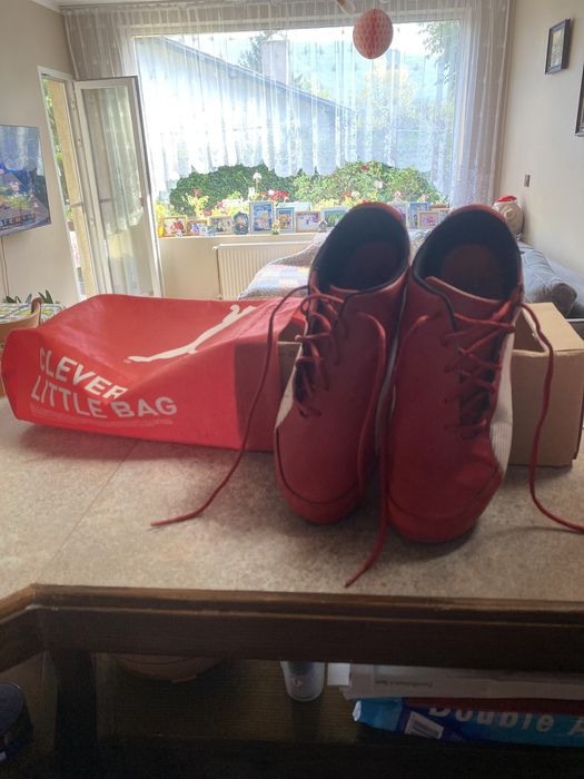 Маратонки Ферари