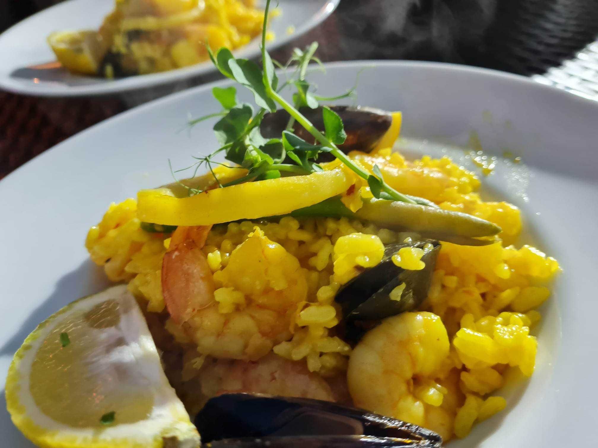 Paella valenciana