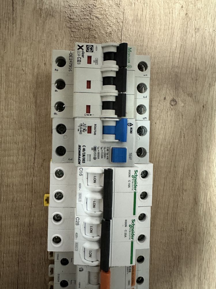 Sigurante automate Merlin Gerin, Schneider,Schrack,Moeller