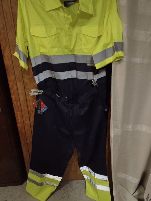 Pantaloni reflectorizanți noi 52-54