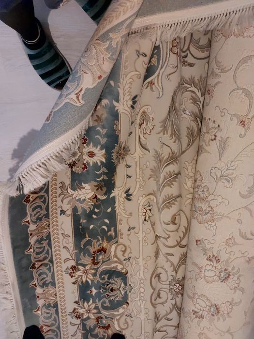 ковер в отличном состоянии