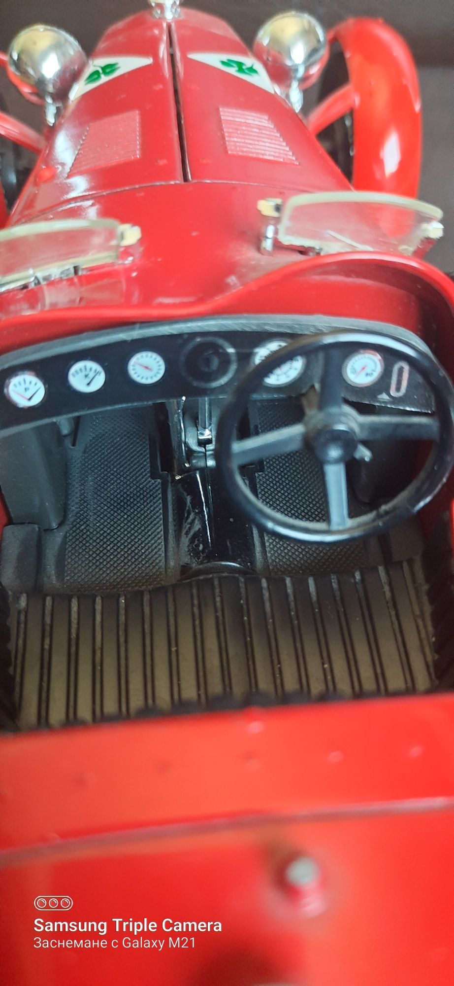 Alfa Romeo 8C  cabrio 2300 monza 1934година BBurago