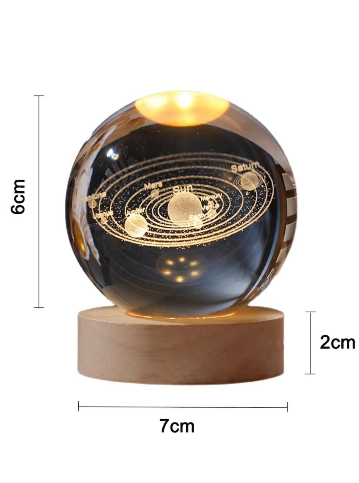 Lampa de veghe Glob sticla solar 3D Alimentare USB Stand lemn inclus