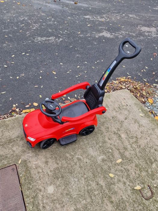 Mașinuță cu mâner de impins detașabil