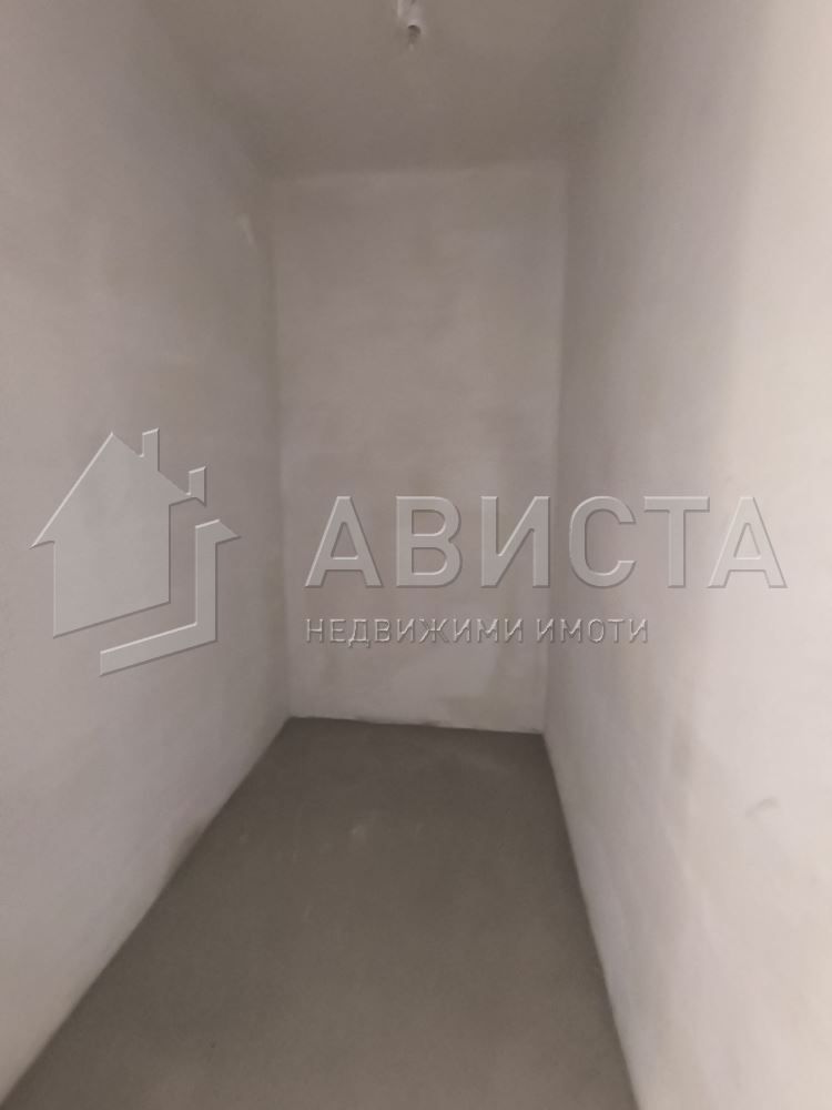 Тристаен панорамен апартамент в Лагера