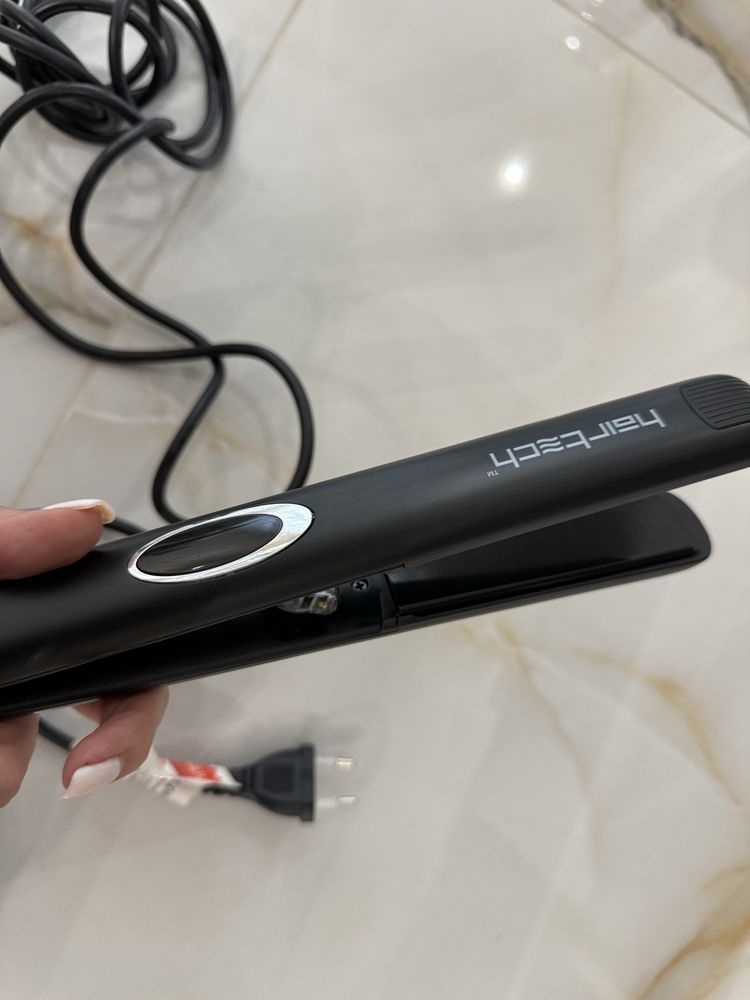 Професионална Йонна Преса за коса Hair tech