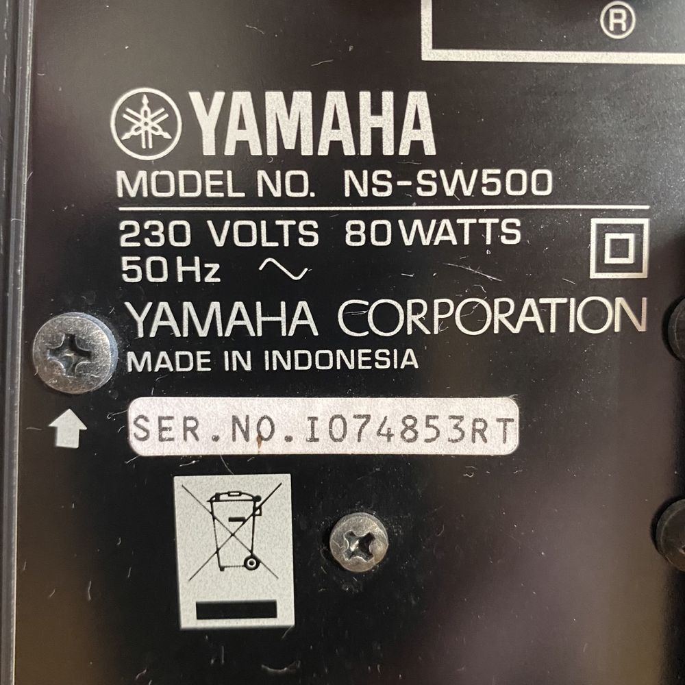 Сабвуфер Yamaha NS-SW500