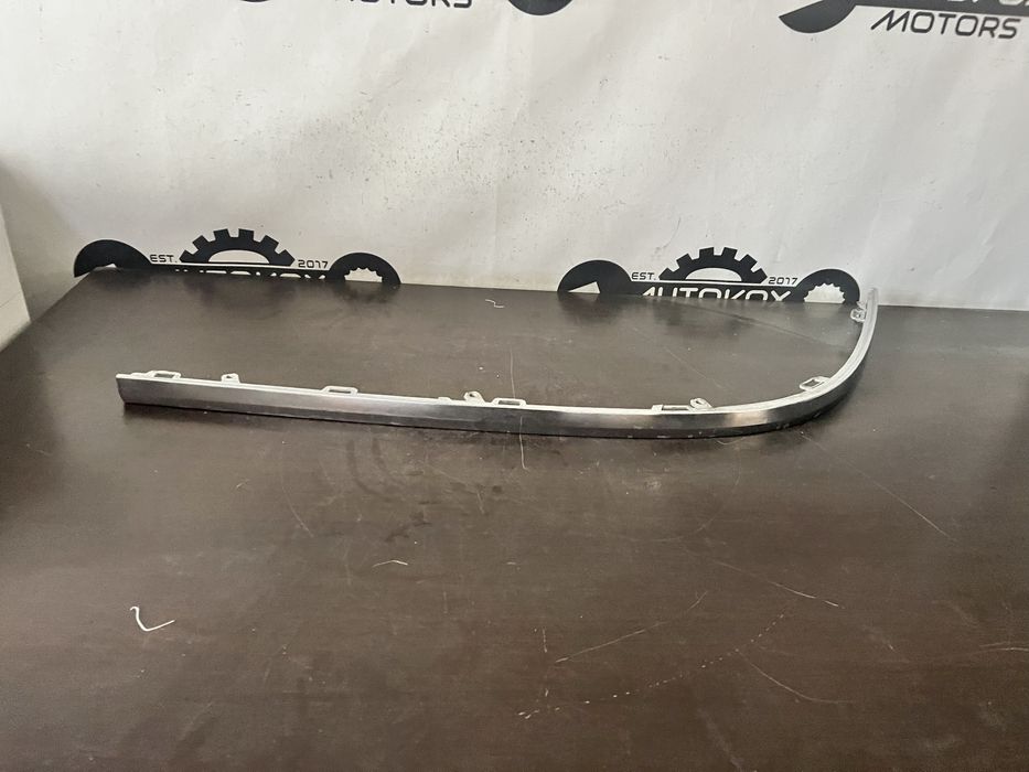 Ornament crom dreapta bara spate Audi A8 an 2018-2022