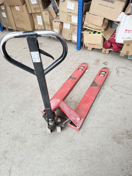 Палетна количка 2.5Т