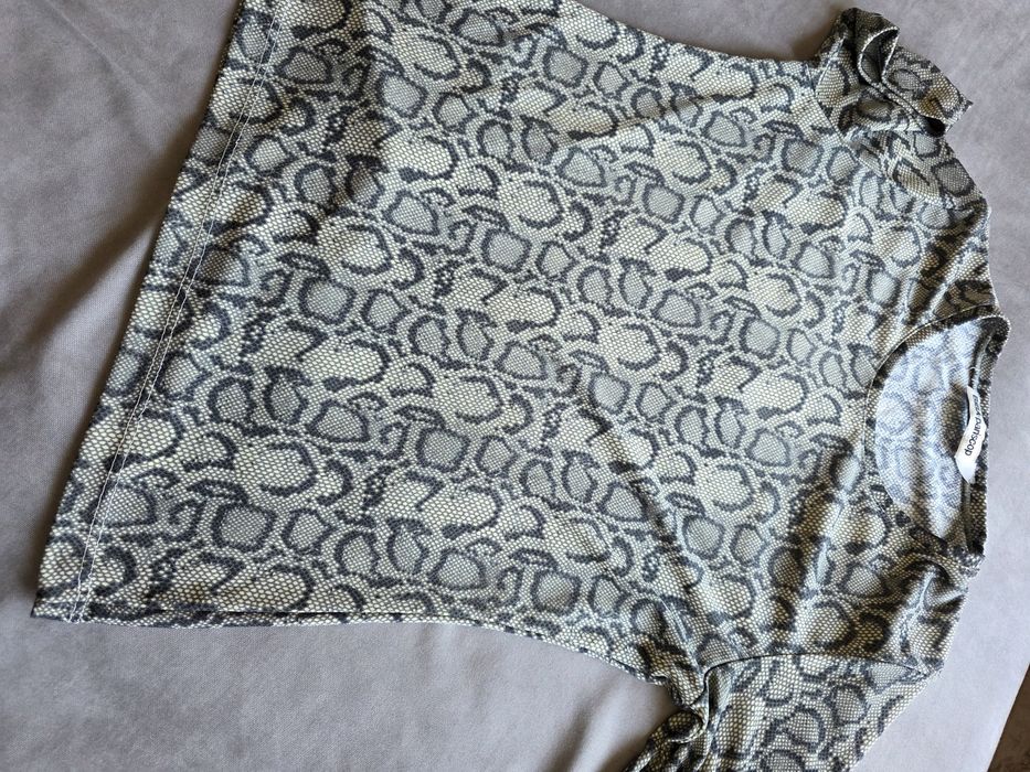 Футболки L размер