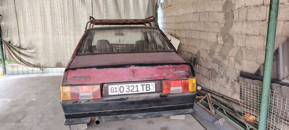 Продаю машину лада 21099