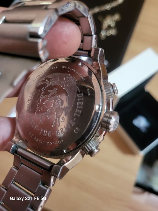 Ceas Diesel (250 lei)