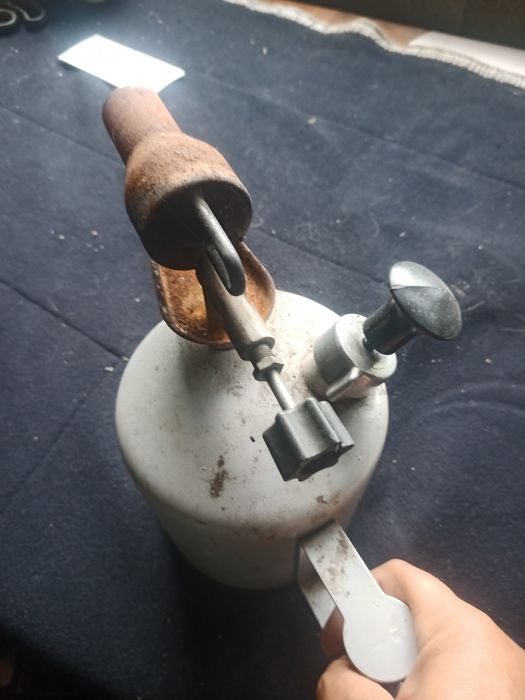 Паяльная лампа ...