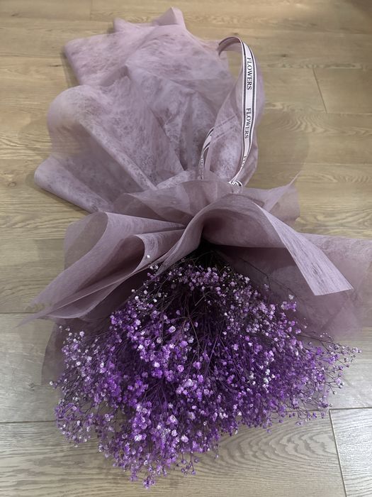 Вечен букет с човешки размери