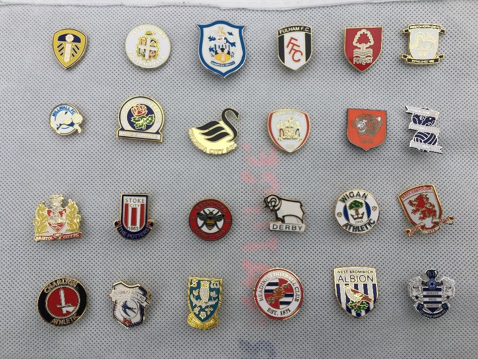 Футболни значки - Pin Badges UK