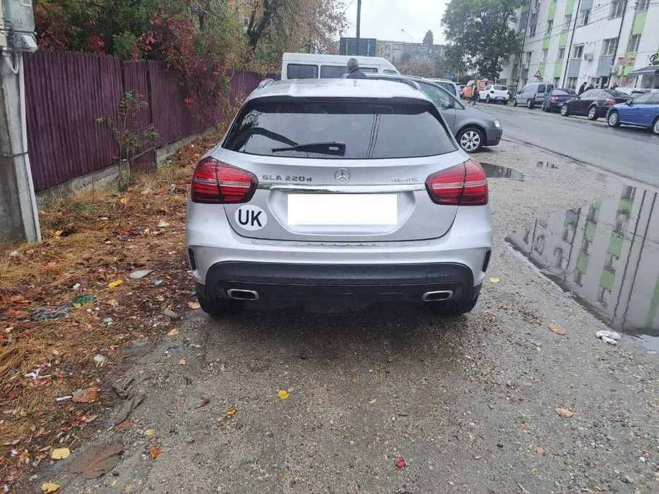 Dezmembrez Mercedes Benz GLA AMG LINE 2.2 CDI 4-Matic 651.903 AN 2017