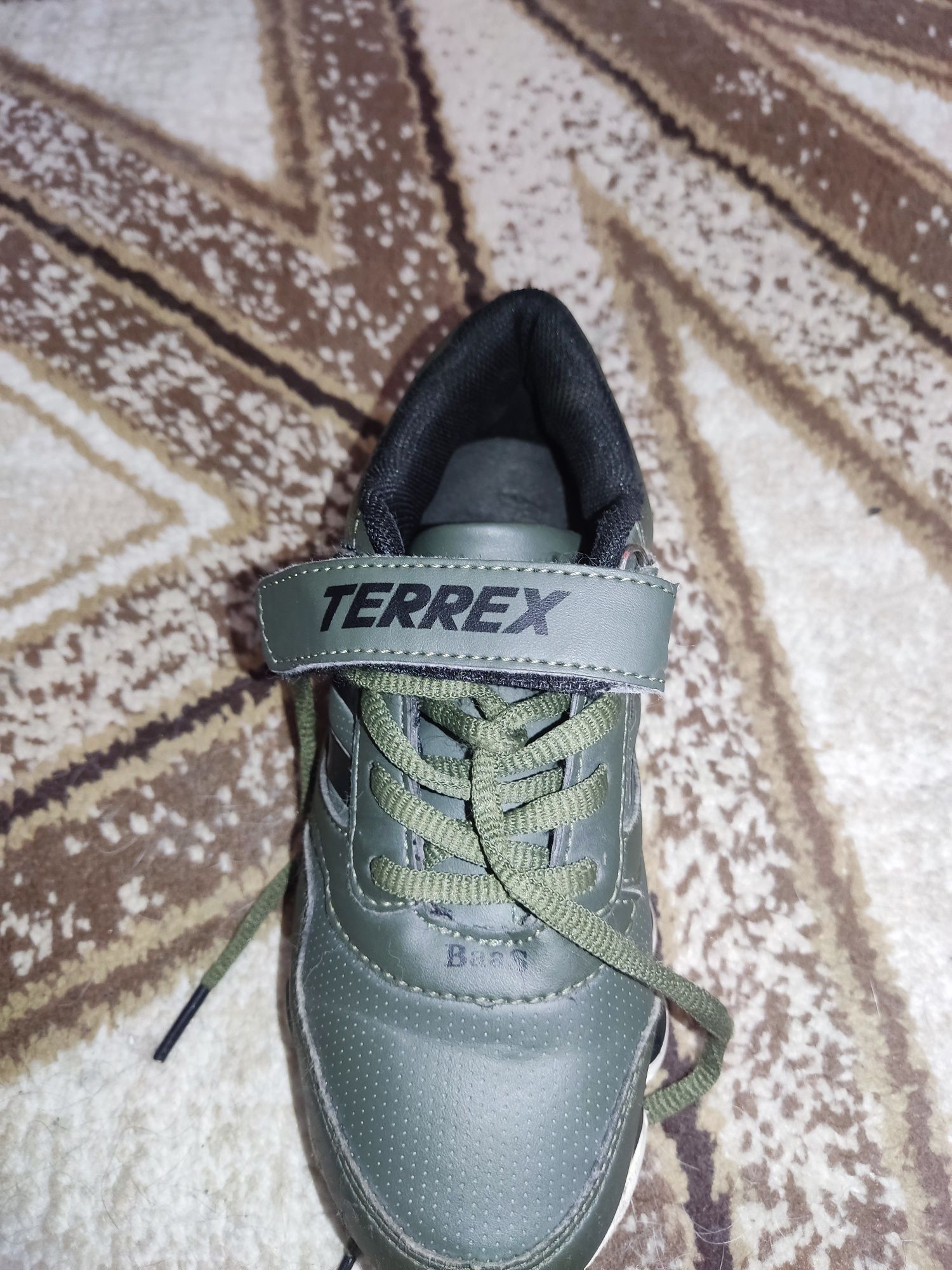 Кросовки от компании- "Terrex"