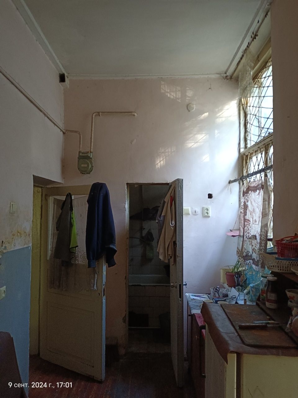 Продаю квартиру 3х комнаты без ремонта