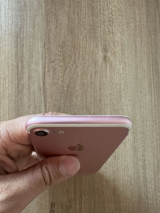 iPhone 7 Roze- Gold, piese/ recarosare, ca nou