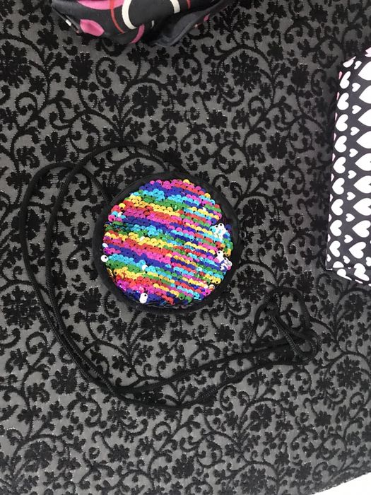 Несесерчета + подарък Преса за коса и Епилатор